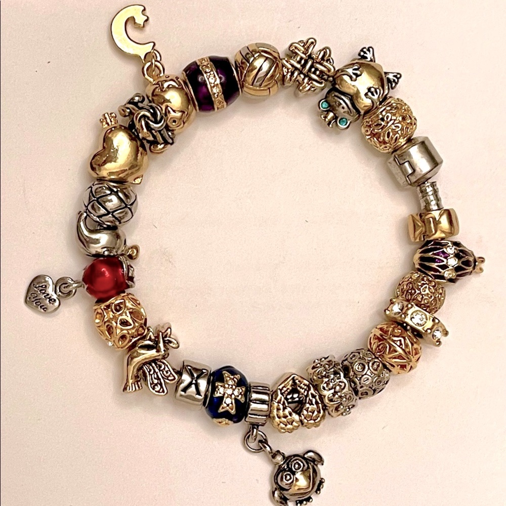 14K Double Gold Electroplated!Retired Pugster Beads Bracelet! PLS CK ALL PHOTOS!